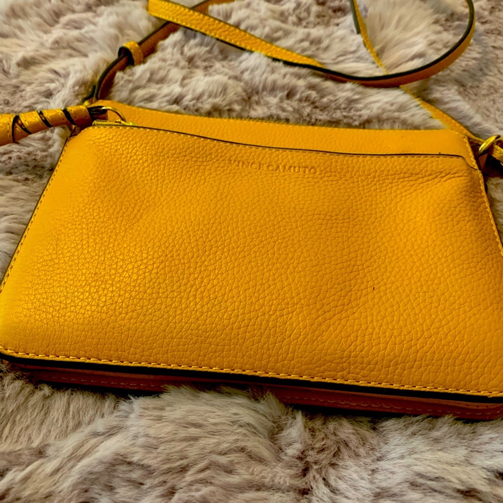 VINCE CAMUTO crossbody lather bag